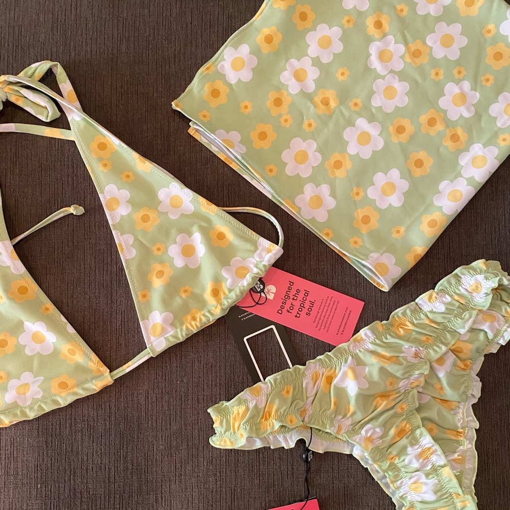 Brand New Blackbough Swimsuit Set - Buttercup Baby
